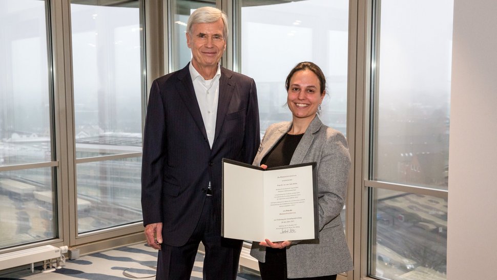 Julie Sellau after receiving the Werner Otto Award. She beams at the honour.