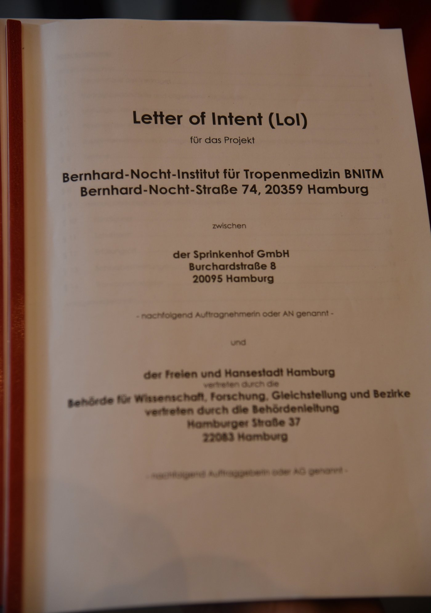 Der Letter of Intent Das Bild zeigt das Deckblatt des LOI mit der Aufschrift "Letter of Intent für das Projekt Bernhard-Nocht-Institut für Tropenmedizin"