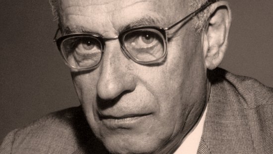 Ernst Georg Nauck Schwarz-weiß-Porträt-Foto von Ernst Georg Nauck