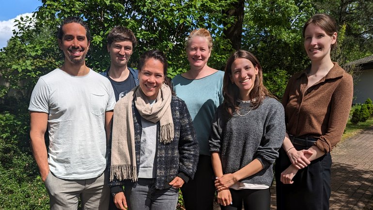 Gruppenfoto der Arbeitsgruppe Interdisciplinary Academy of Competence & Education for Global Health (iACE)