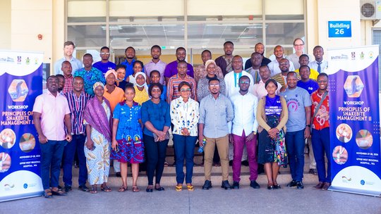 Teilnehmende und Vortragende der Schulung vom 28. November 2024.