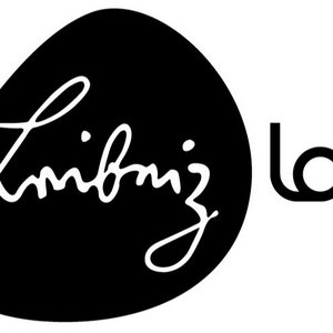 The Leibniz Labs logo: Leibniz's historical signature in white on a black oval, with the word "lab" in black and white to the right.