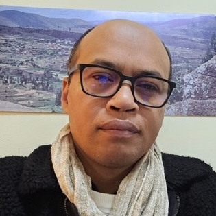 Prof. Rivo Andry Rakotoarivelo Prof. Rivo Andry Rakotoarivelo